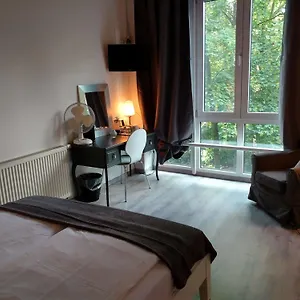 Midi Parkhotel Mitte Pensión